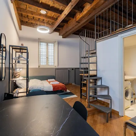 New! Nest Loft - Ac, Wi-fi , Sky Tv *