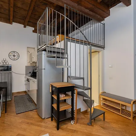 Duomo & Navigli - Nest Loft * 밀라노